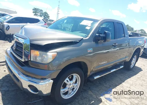 2008 Toyota Tundra Base 5.7L V8/Sr5 5.7L V8 z USA, uszkodzony, nr VIN 5TFBV54158X067111